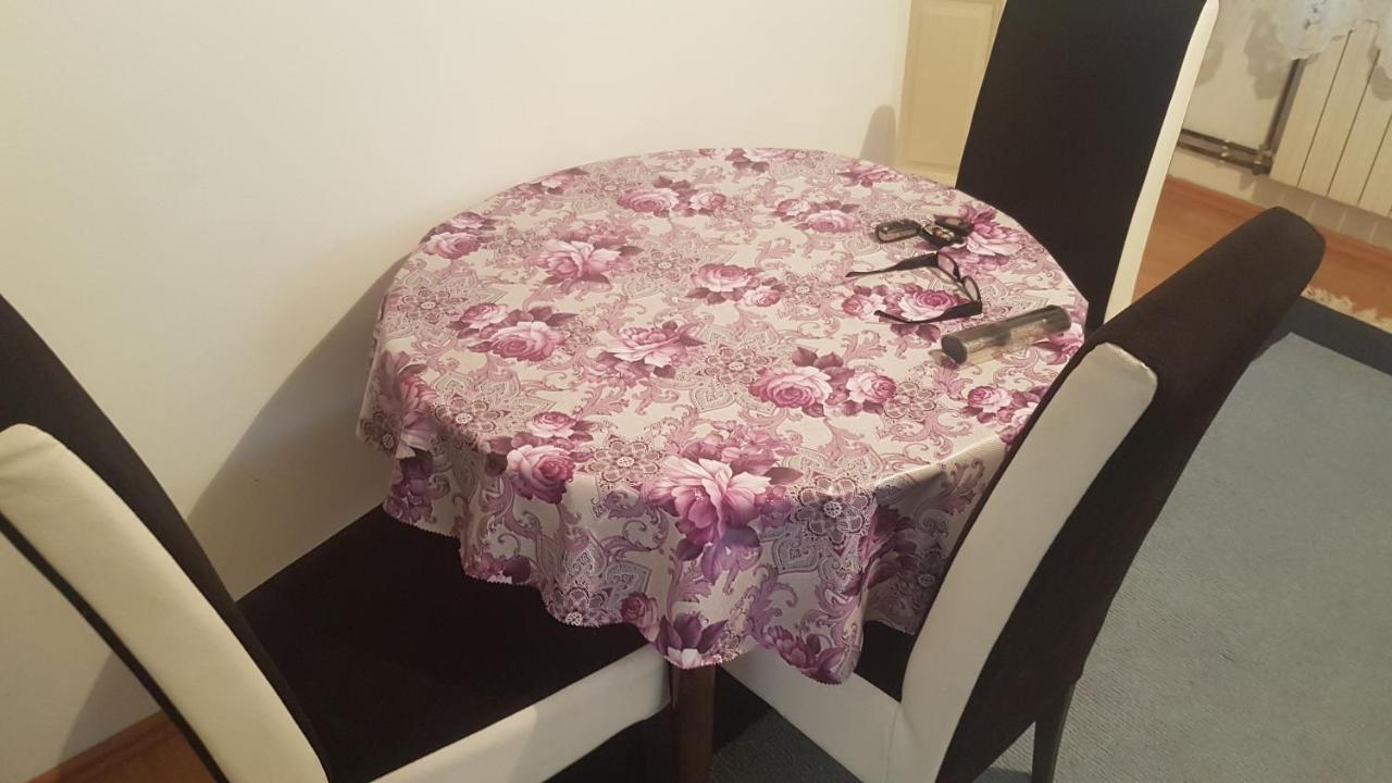 Amy Apartman 图兹拉 外观 照片